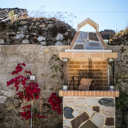 Alexandra's Stone House With Private Tub By Konnect * Άγιος Ιωάννης Περιστερών